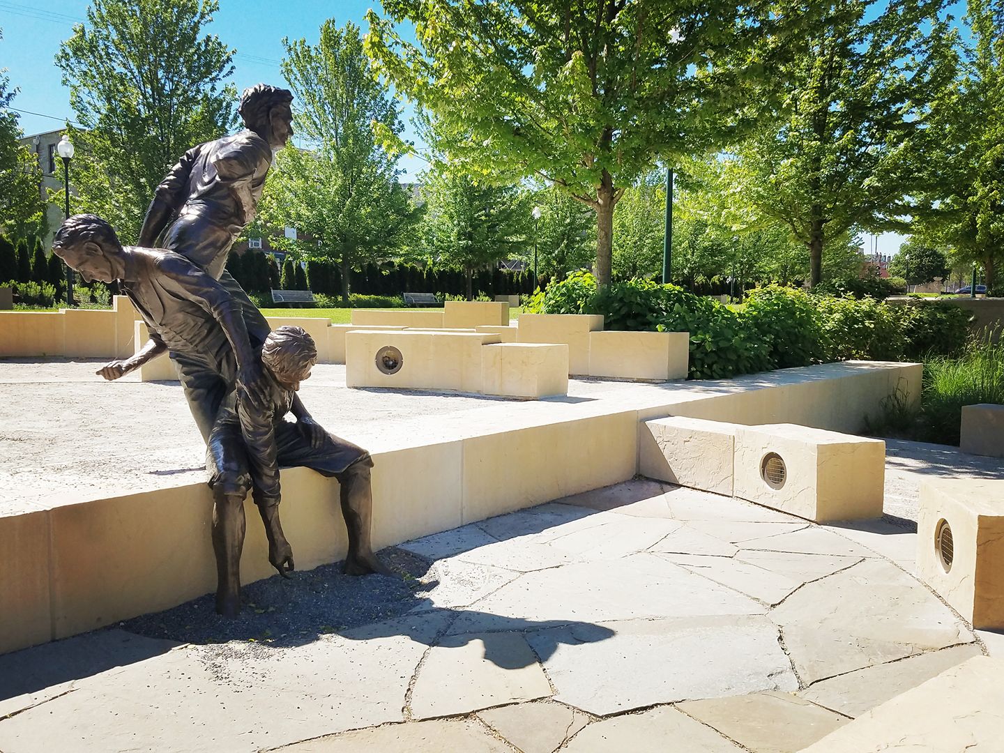 Lincoln Landing Learn Lincoln's History with the I&M Canal