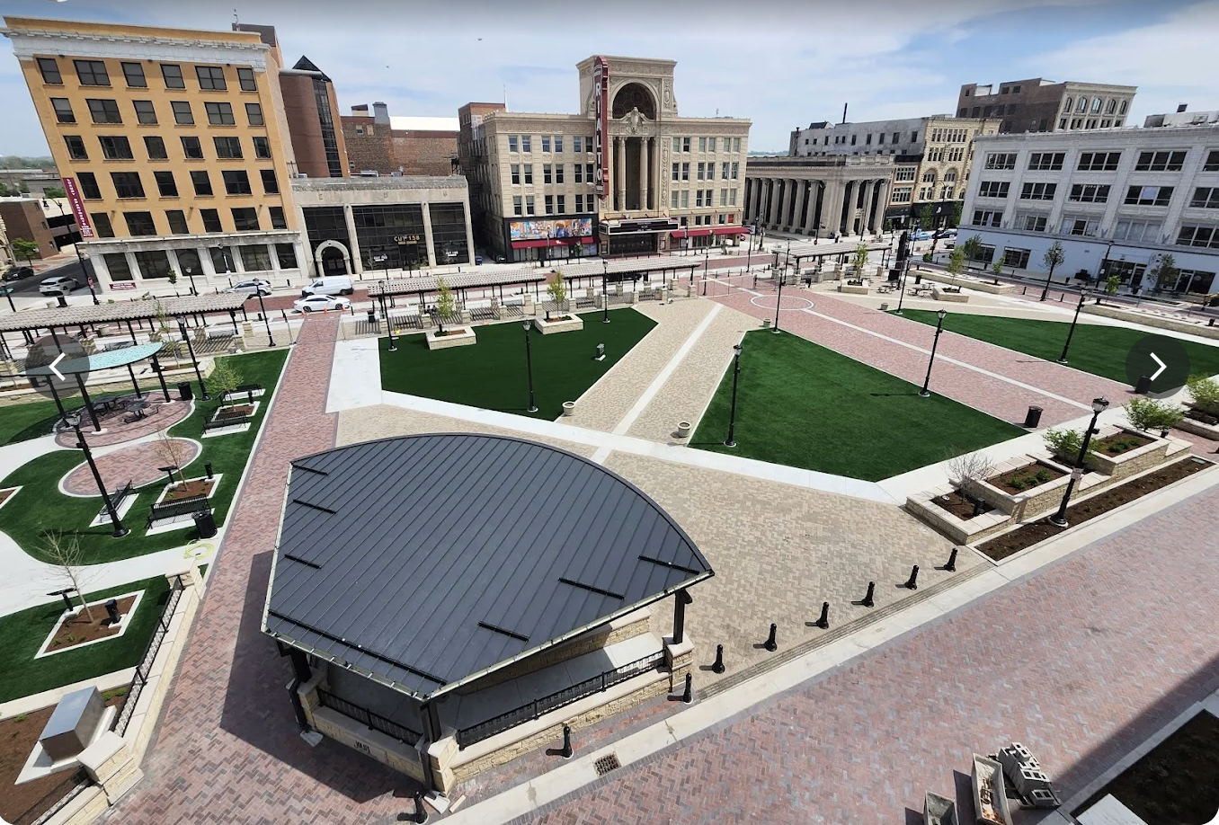Joliet City Square.png