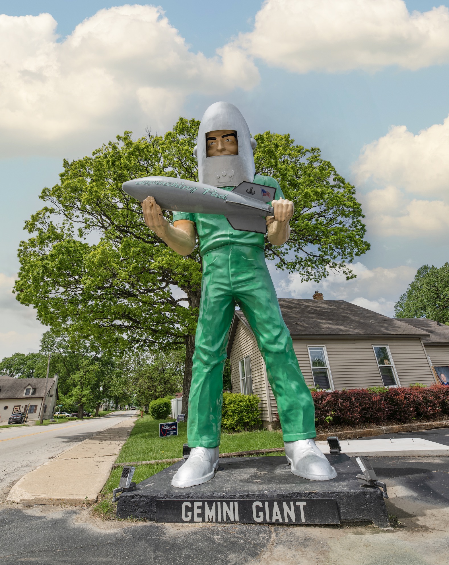 ✨GIANT✨ geminigiant.jpg